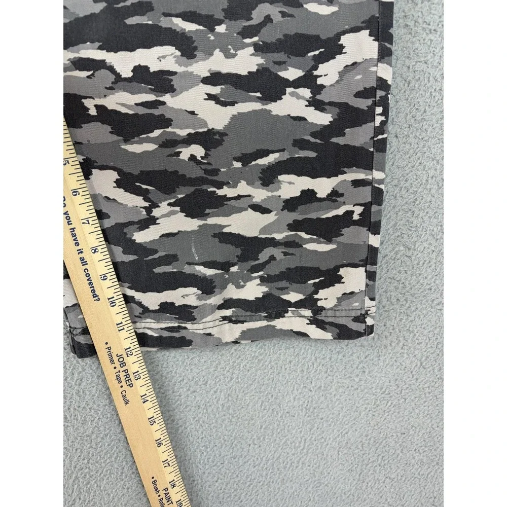 National Outfitters Shorts Mens 36 Gray Camo Canvas Chino 11 Inseam Army Casual